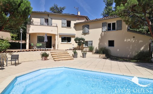 House in Charbonnieres-les-Bains, Auvergne-Rhône-Alpes, France 1