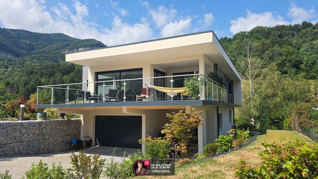 Villa in Montagnole, Auvergne-Rhône-Alpes, France 1 - 18510240