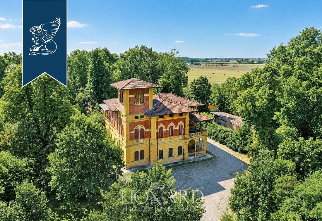 Villa in Crevalcore, Emilia-Romagna, Italy 2 - 18513766