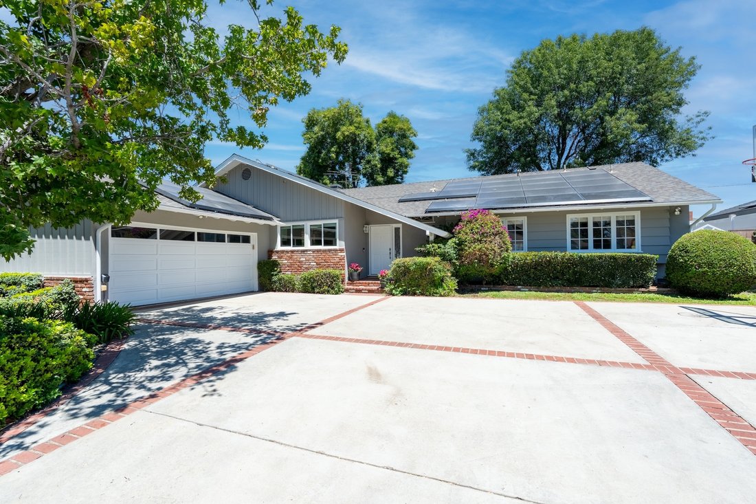 House in Los Angeles, California, United States 1 - 18510609