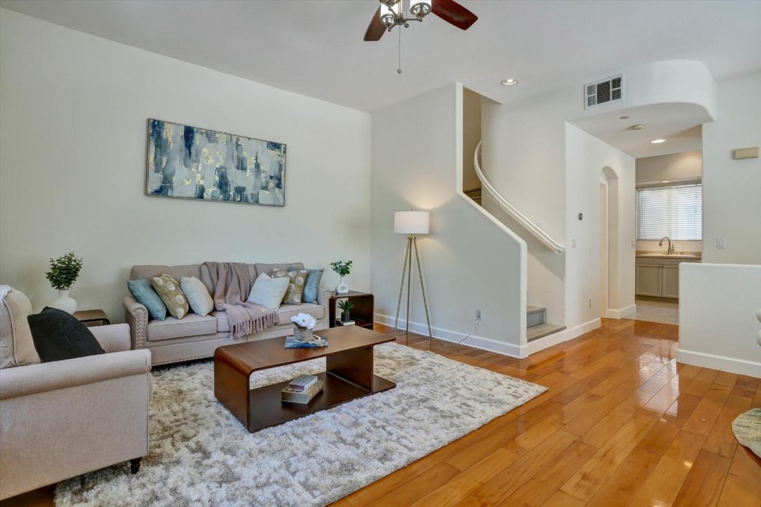 Townhouse in Milpitas, California, United States 3 - 18511611