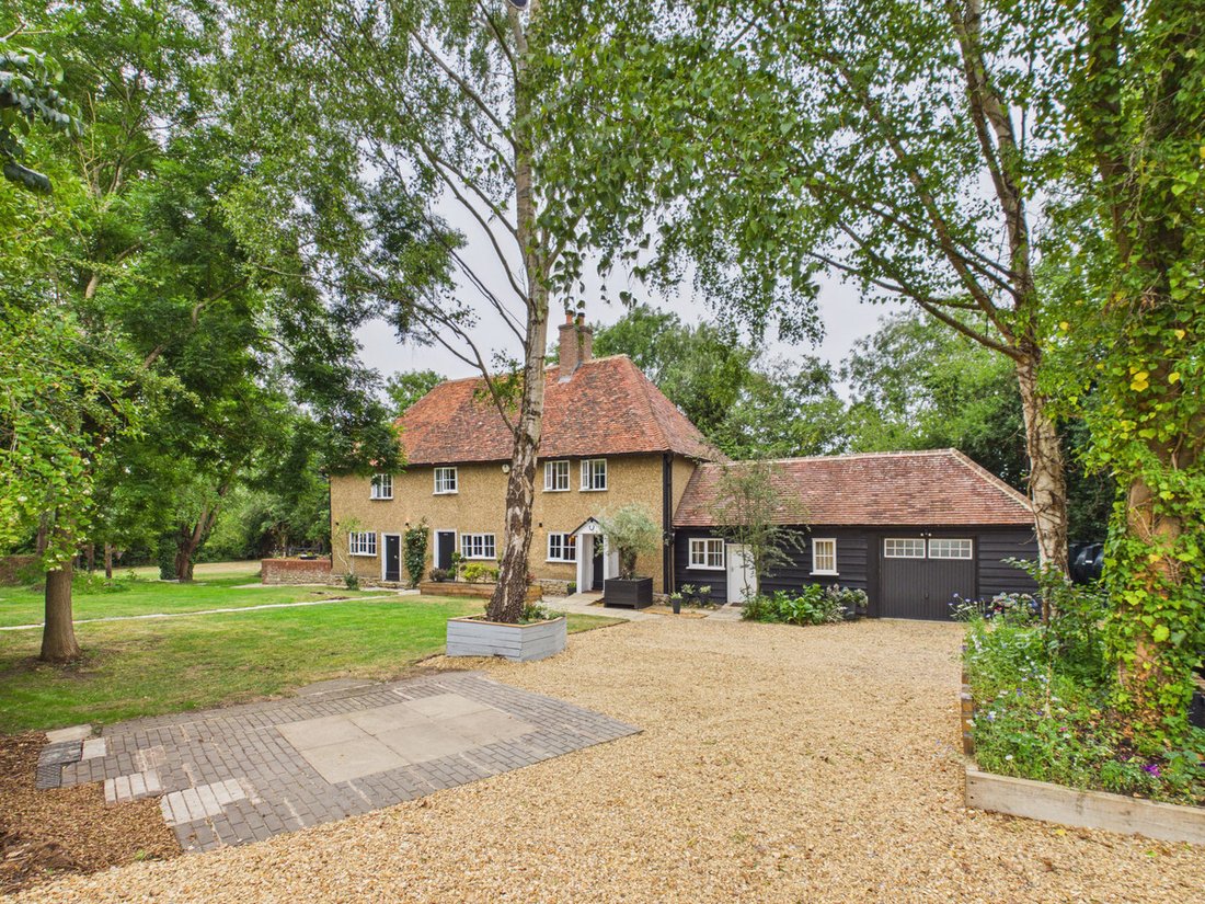 House in Arkwright Road Estate, Bedfordshire, England 3 - 18515567