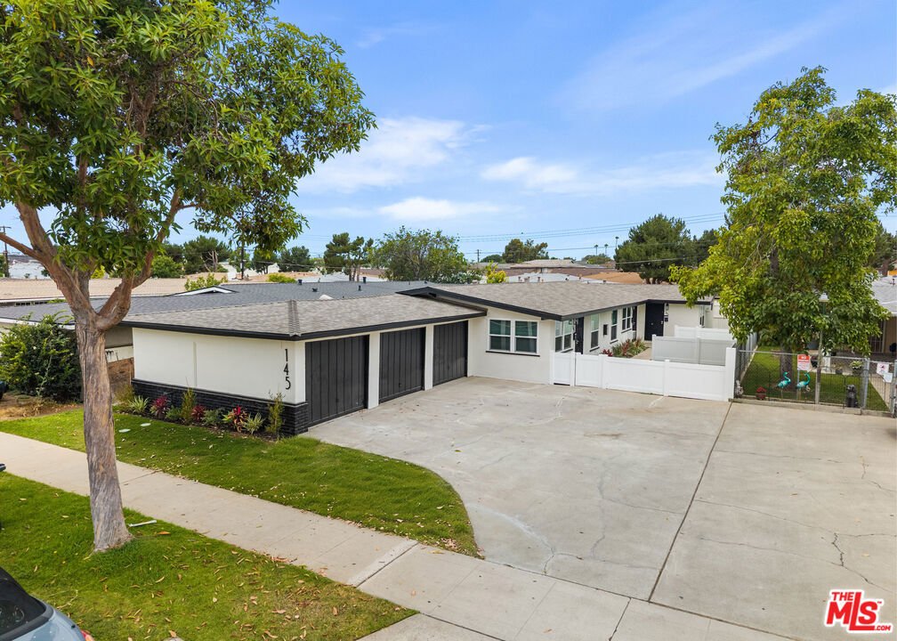 Orange, California, United States 1 - 18511106