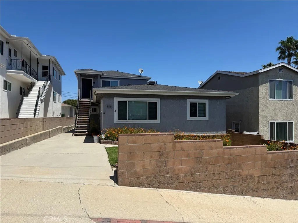 Los Angeles, California, United States 4 - 18513081