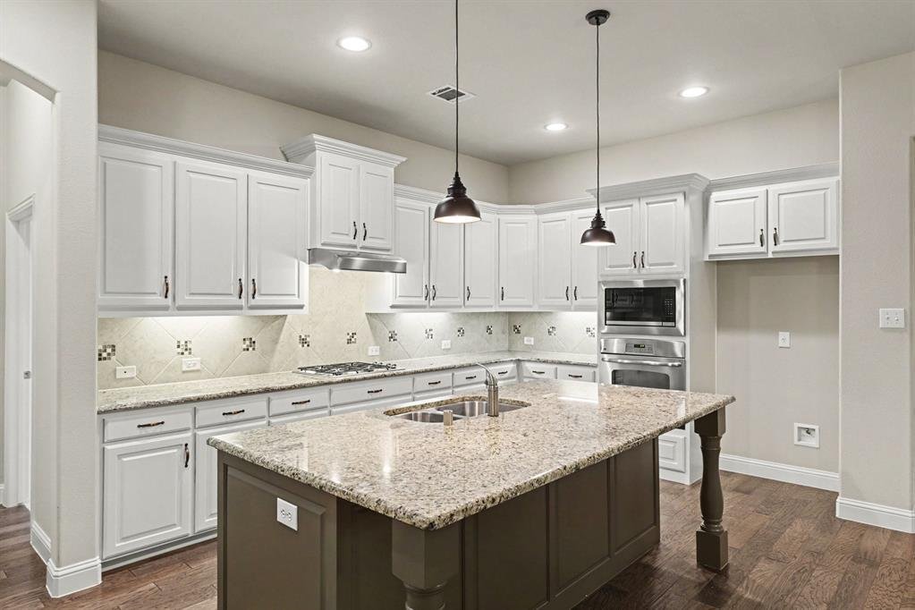 House in Frisco, Texas, United States 5 - 18513198