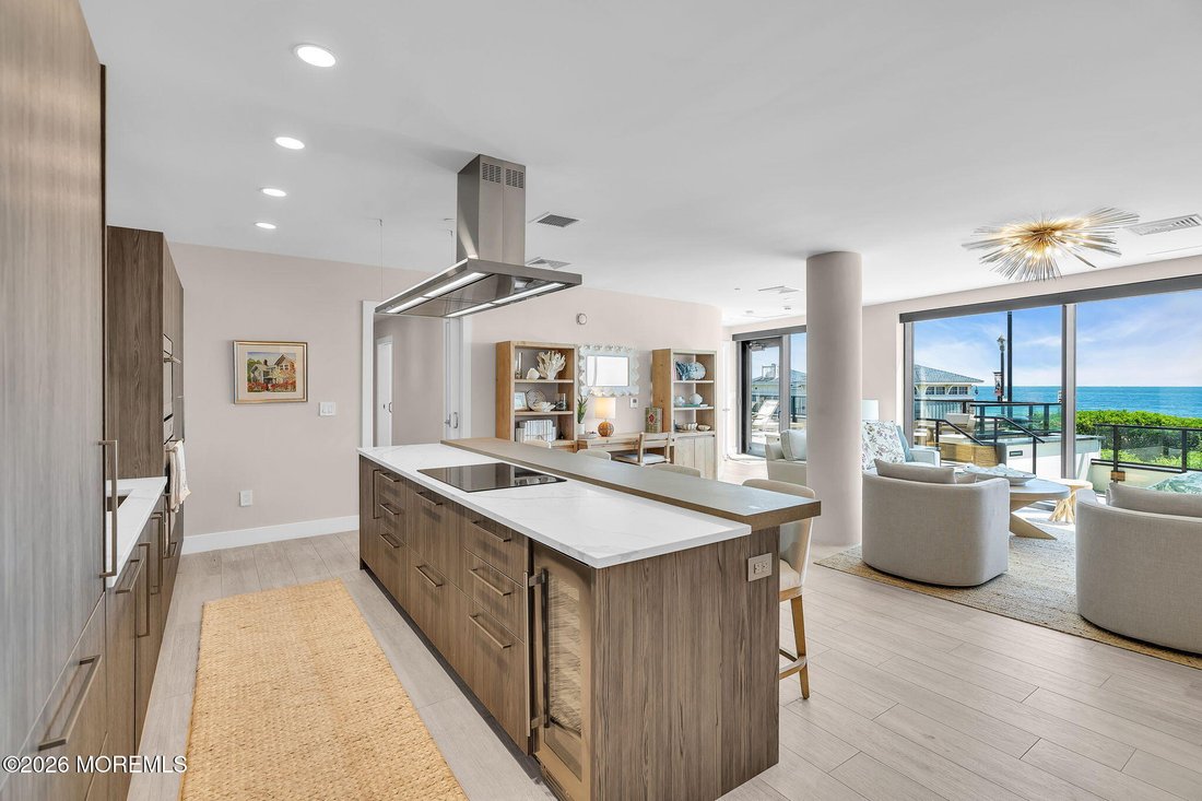 Condo in Long Branch, New Jersey, United States 4 - 18508422