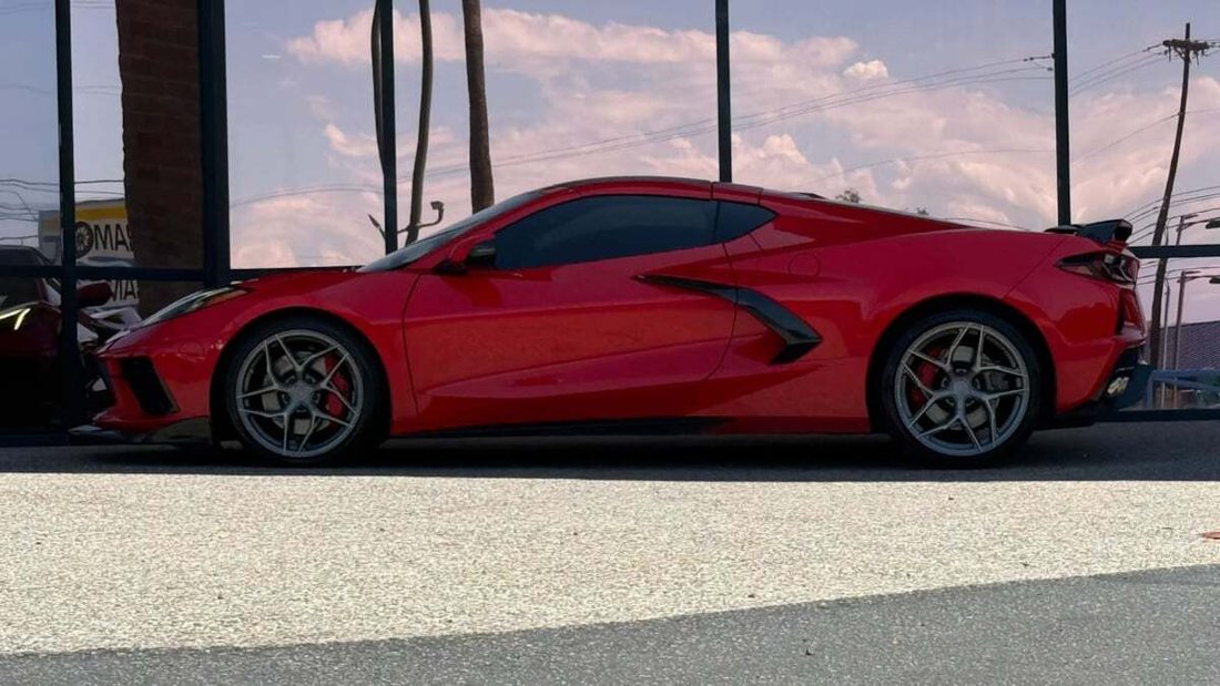 Coupe in Tucson, AZ, United States 5 - 18325269