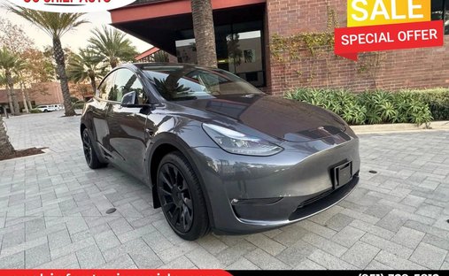2023 Tesla Model Y in Riverside, CA, United States 1