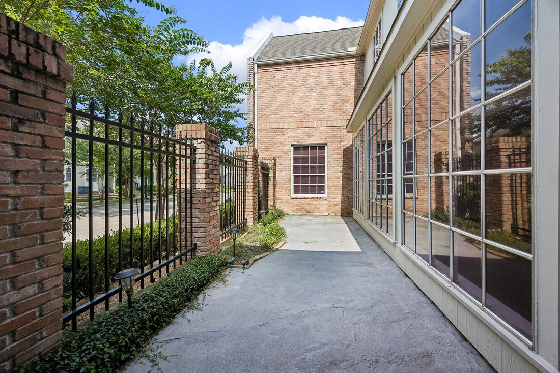 Townhouse in Houston, Texas, United States 3 - 18516583