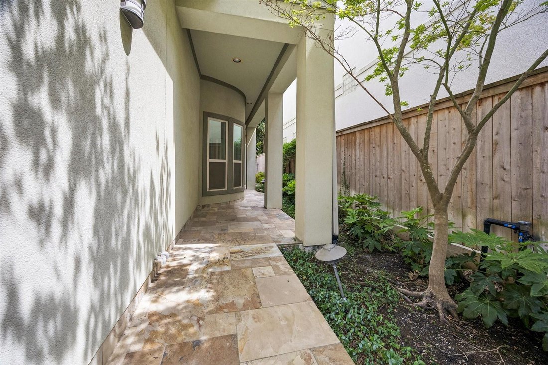 Townhouse in Houston, Texas, United States 3 - 18497433