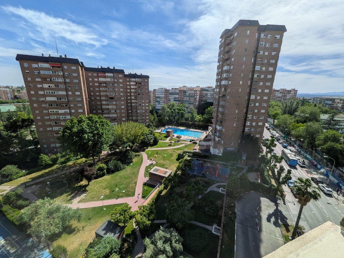 Apartment in Fuencarral-El Pardo, Madrid, Spain 3 - 18130863