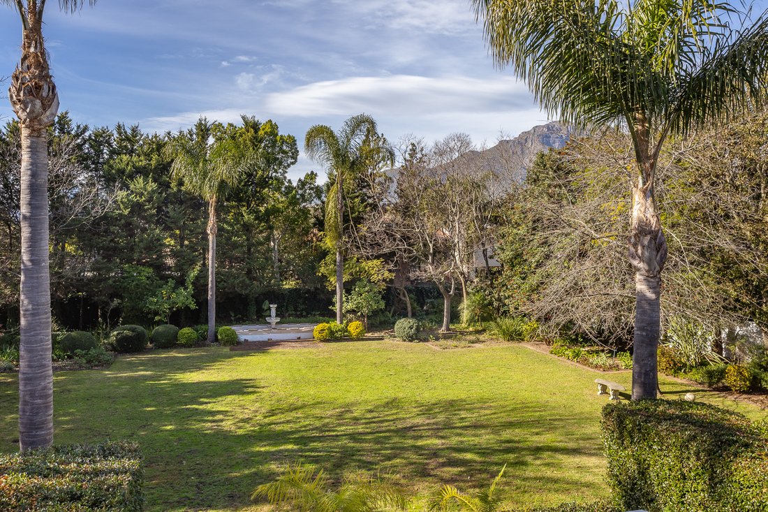 Land in Johannesburg, Gauteng, South Africa 1 - 18508810