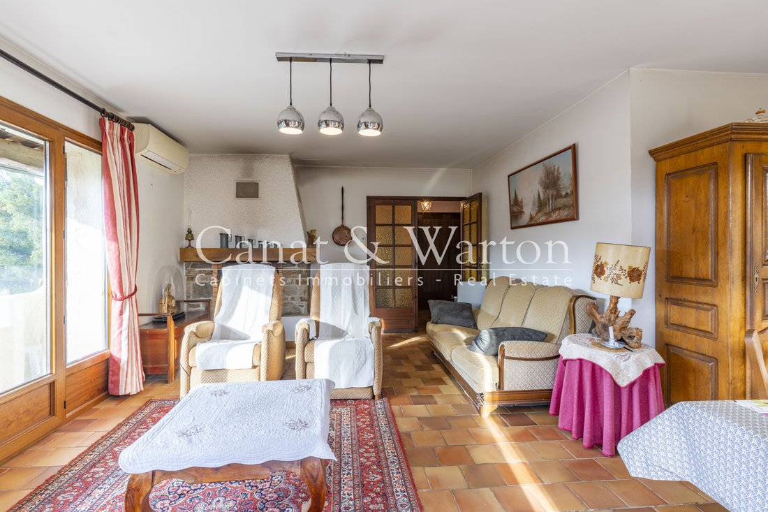 Villa in La Croix-Valmer, Provence-Alpes-Côte d'Azur, France 3 - 17454356