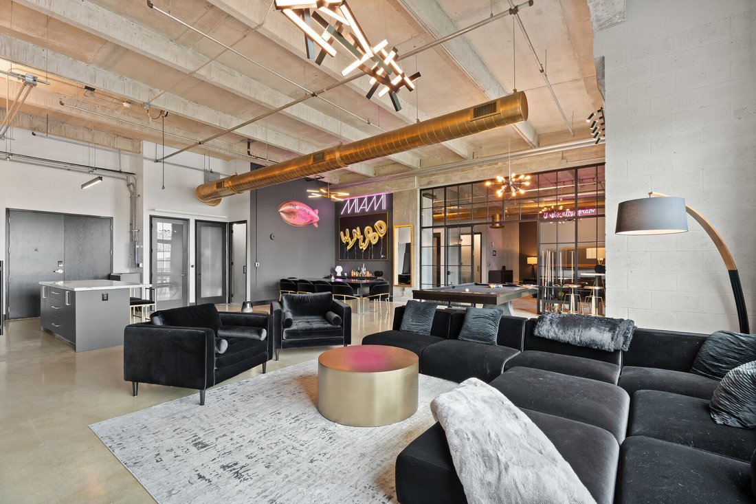 Condo in Miami, Florida, United States 4 - 18508240