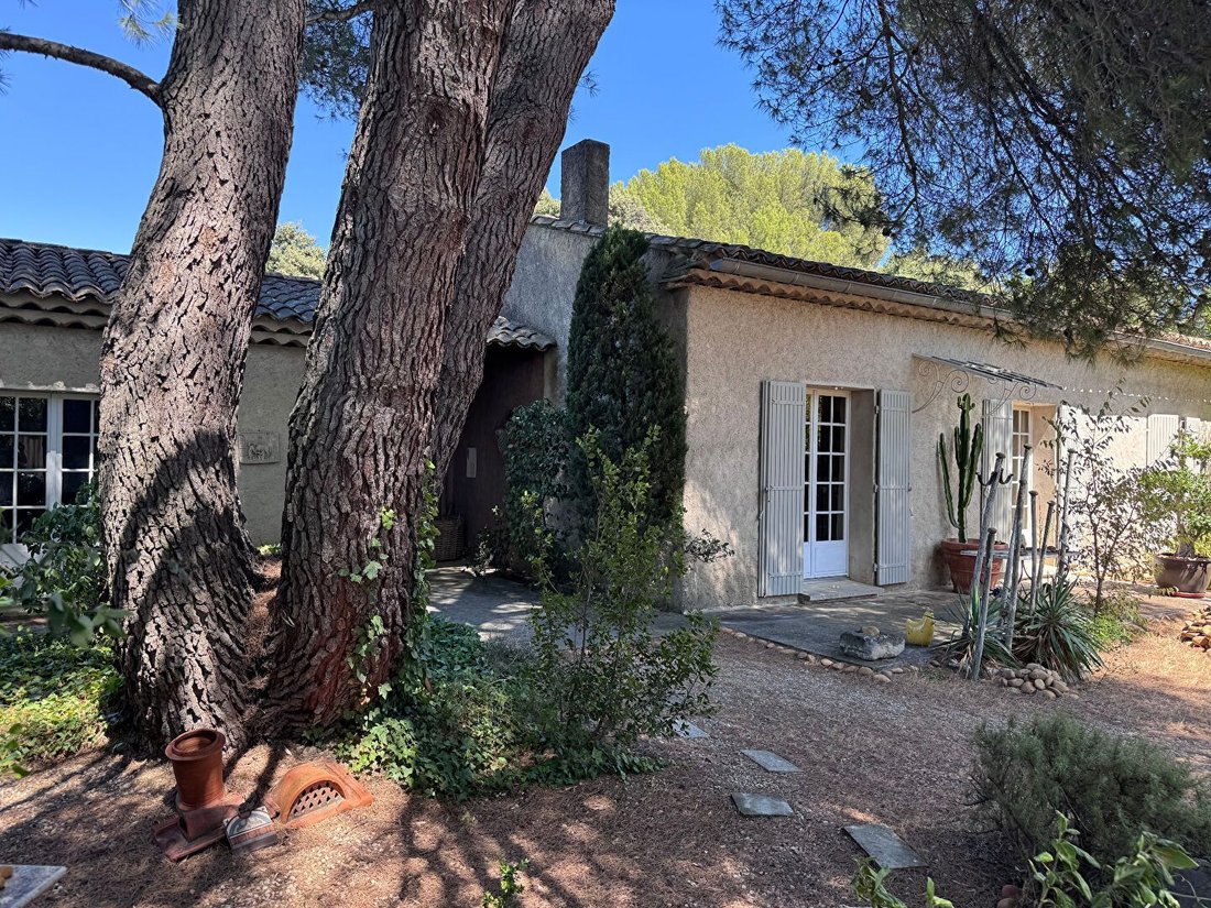 House in Montagne des Chèvres, Villeneuve-lès-Avignon, France 1 - 18509206