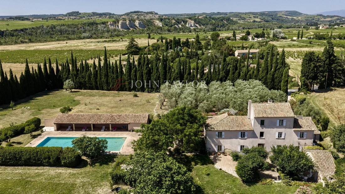 Villa in Séguret, Provence-Alpes-Côte d'Azur, France 1 - 13733743