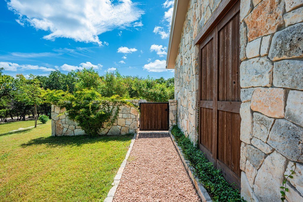 House in Ingram, Texas, United States 3 - 18508318