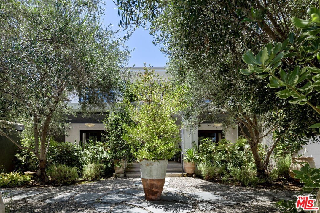 House in Los Angeles, California, United States 2 - 18516011