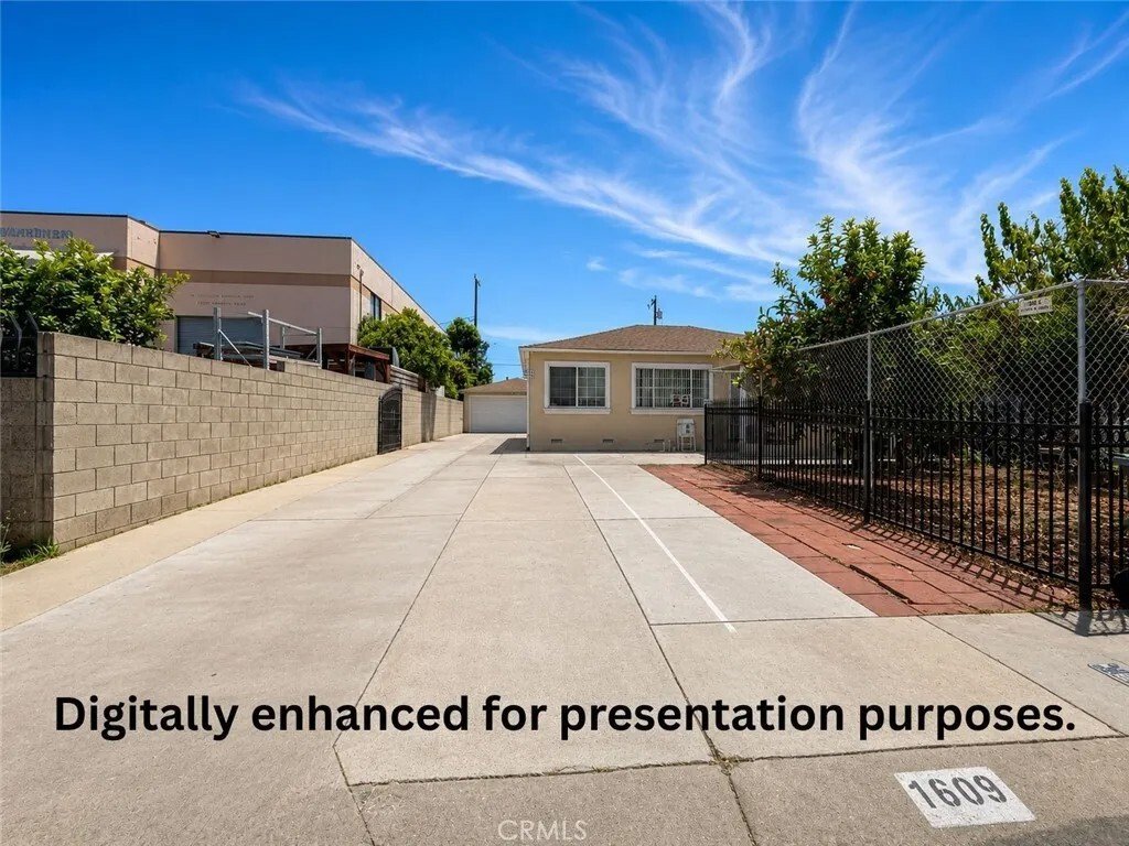 House in Santa Ana, California, United States 2 - 18513097