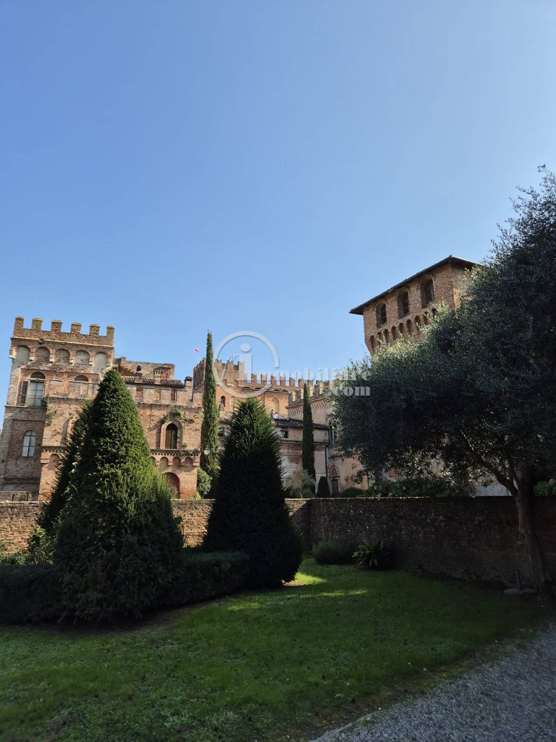 Torre de' Picenardi, Lombardy, Italy 2 - 18514343