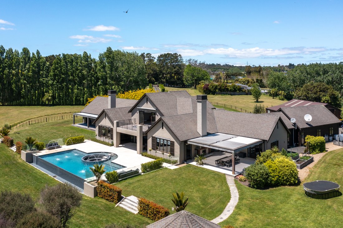 House in Coatesville, Auckland, New Zealand 3 - 16985263