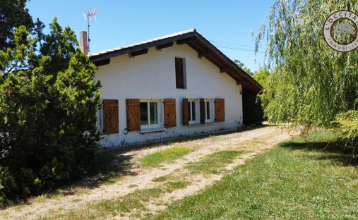 House in Casse Martin, L'Isle-Jourdain, France 1