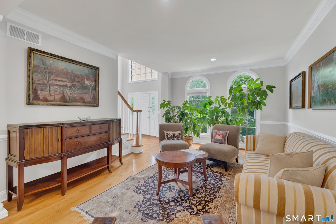 House in Trumbull, Connecticut, United States 4 - 18514903