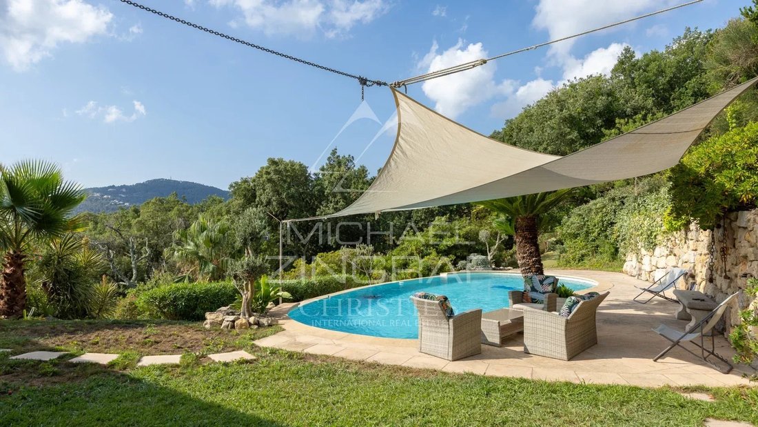 Villa in Les Adrets-de-l'Estérel, Provence-Alpes-Côte d'Azur, France 3 - 18509787
