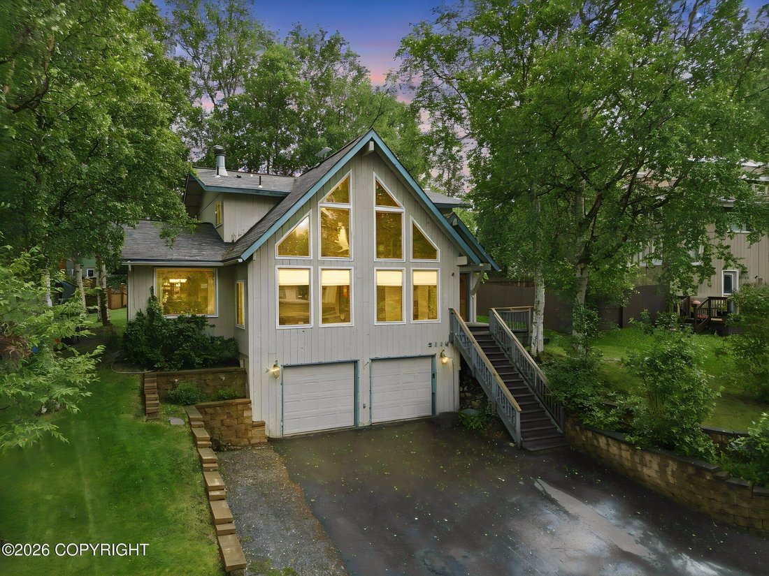 House in Anchorage, Alaska, United States 1 - 18517115