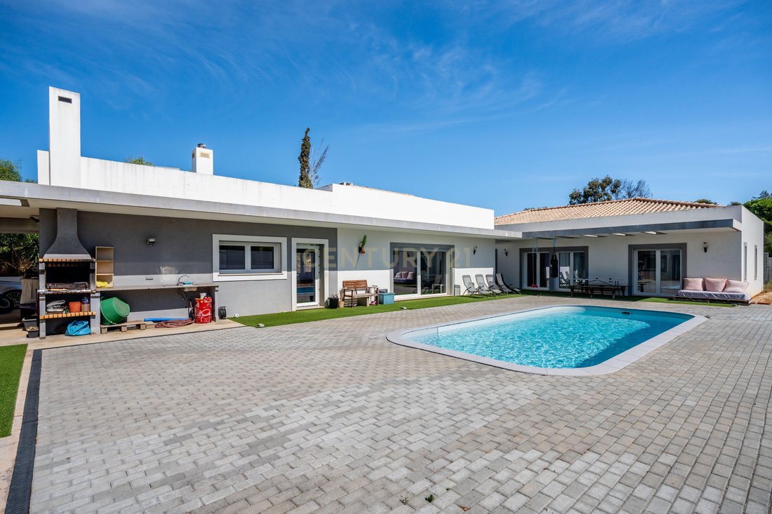 Villa in Alvor, Algarve, Portugal 2 - 15990913