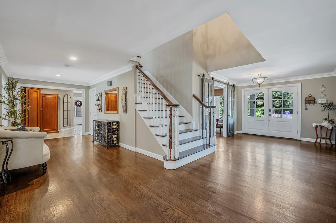 House in Northport, New York, United States 5 - 18489576