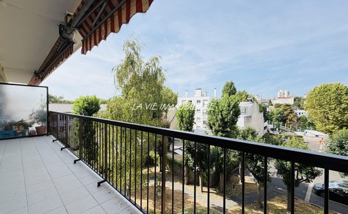 Apartment in Peri, Joinville-le-Pont, France 1
