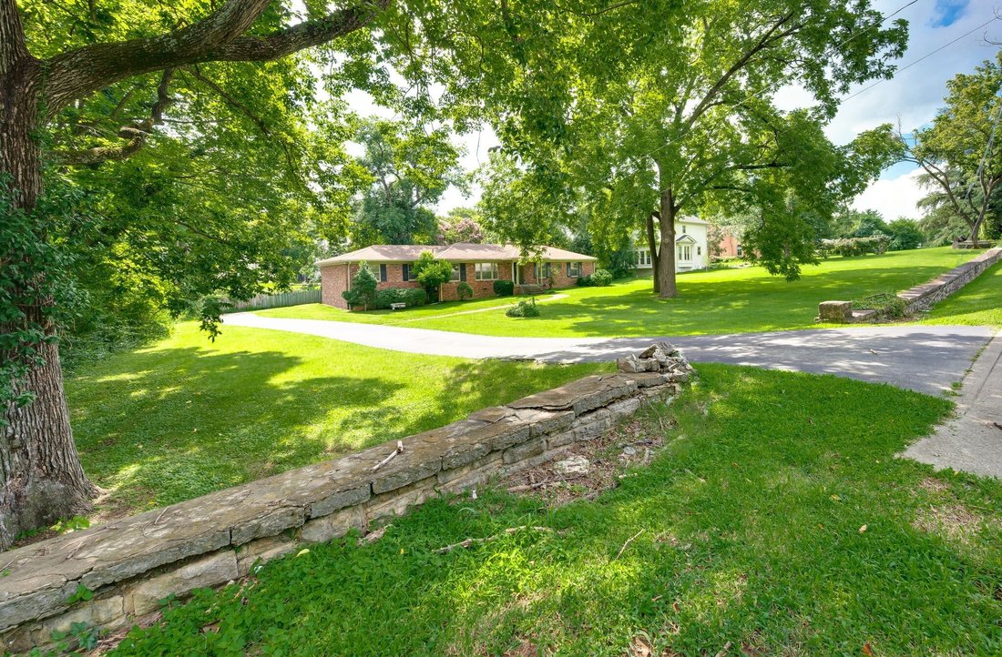 House in Nashville, Tennessee, United States 2 - 18512479