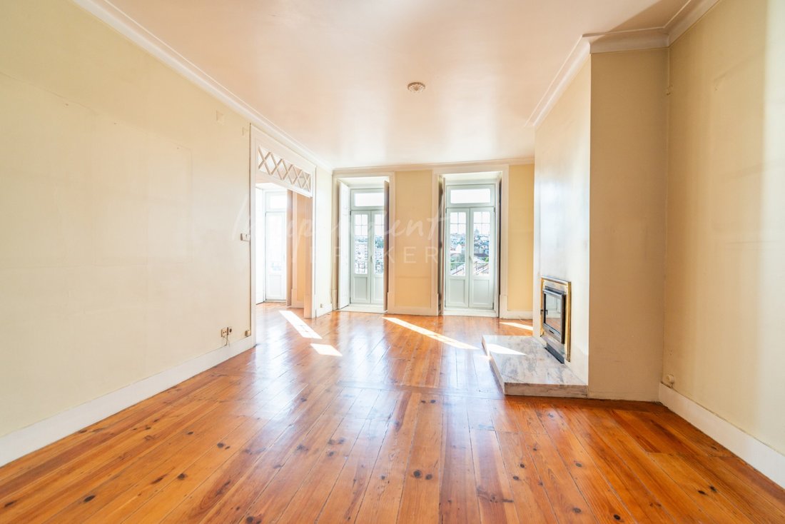 Apartment in Misericordia, Lisbon, Portugal 3 - 18510216