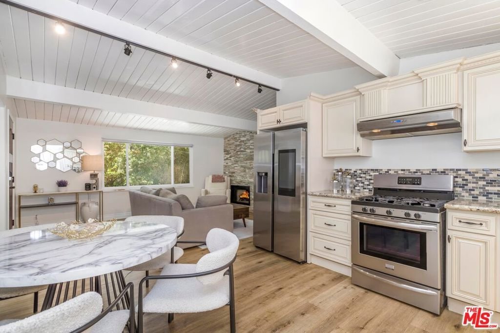 House in Los Angeles, California, United States 3 - 18515041