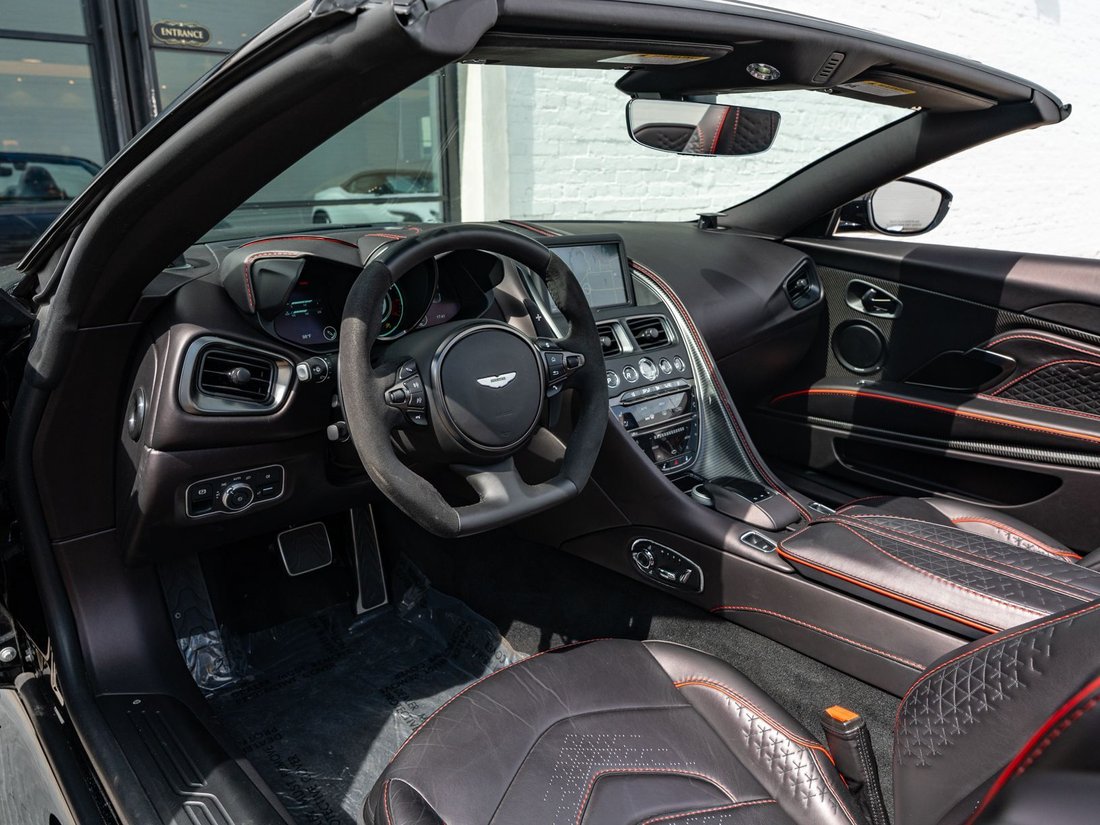 Cabriolet in Beverly Hills, CA, United States 3 - 18512932