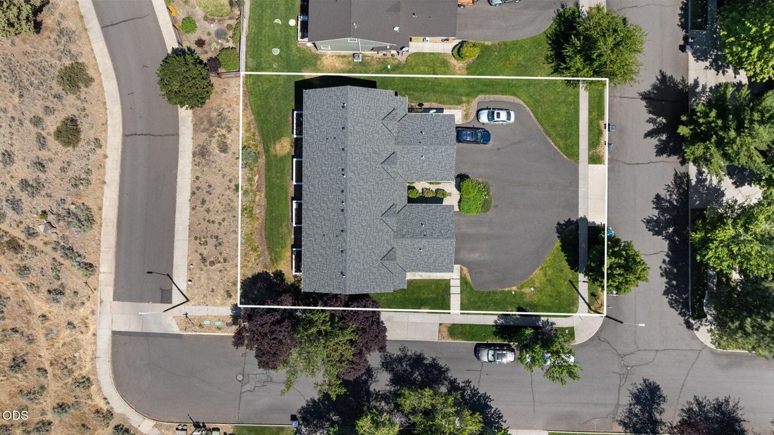 Bend, Oregon, United States 2 - 18514636