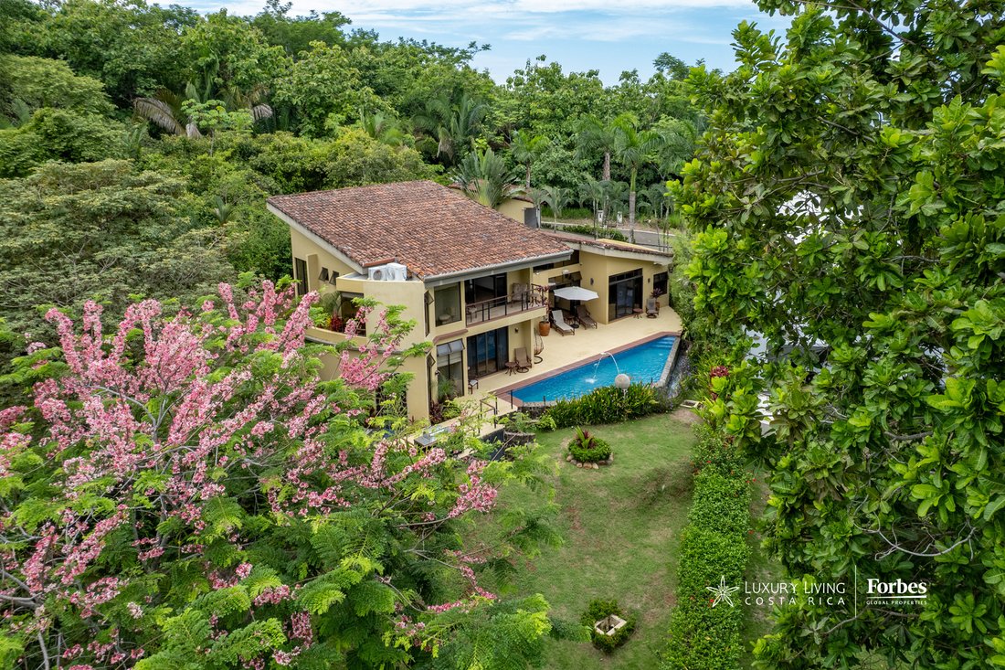 House in Esterillos Centro, Puntarenas Province, Costa Rica 4 - 18509571