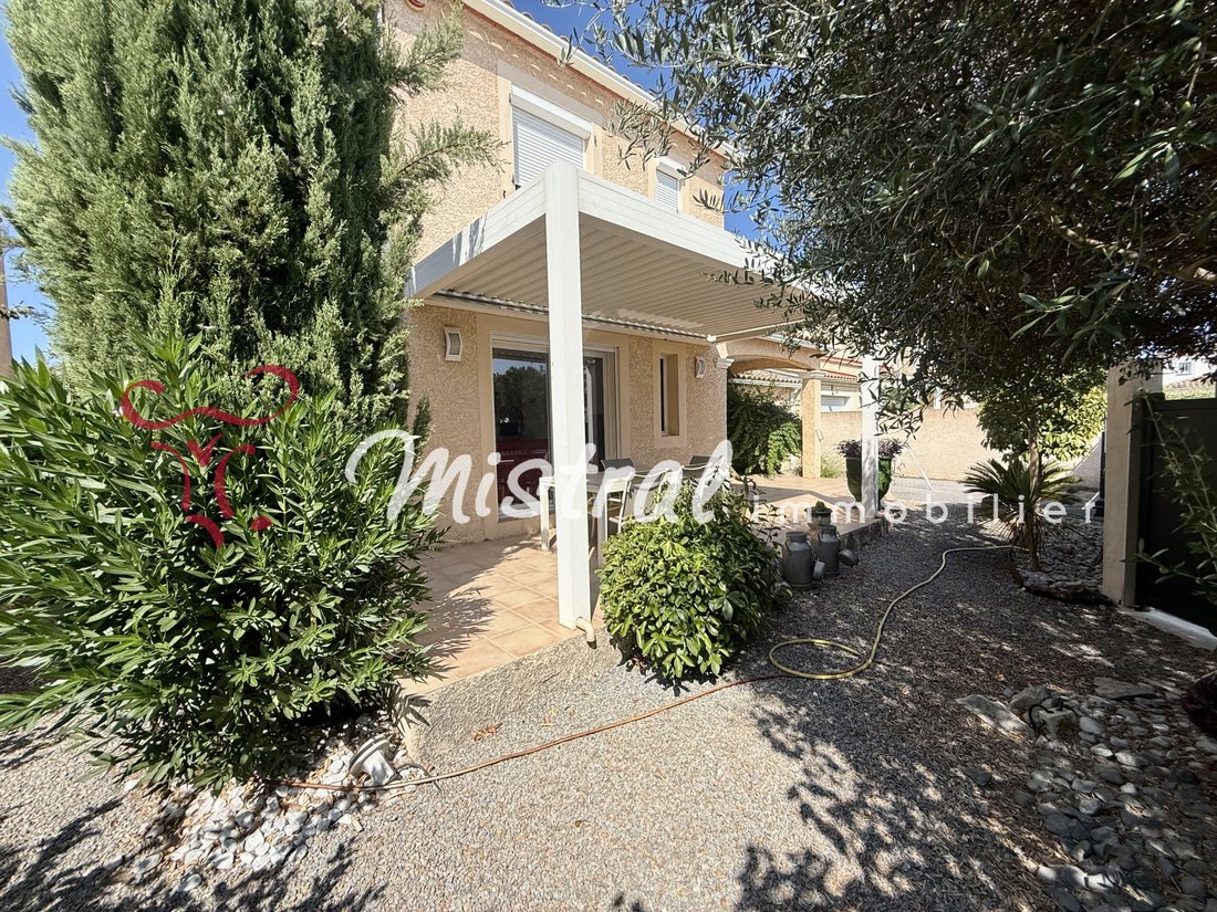 Villa in Centre Ville, Aigues-Mortes, France 1 - 18511709