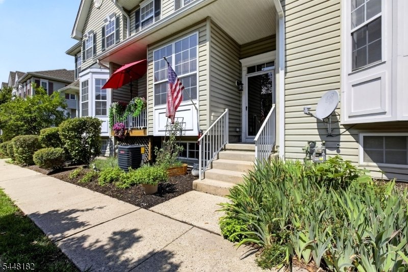 Condo in Flemington, New Jersey, United States 1 - 18510061
