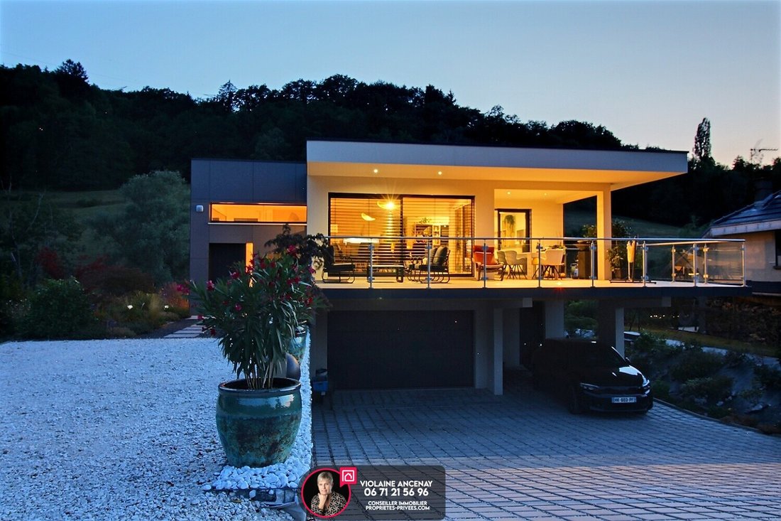 Villa in Montagnole, Auvergne-Rhône-Alpes, France 1 - 18510240