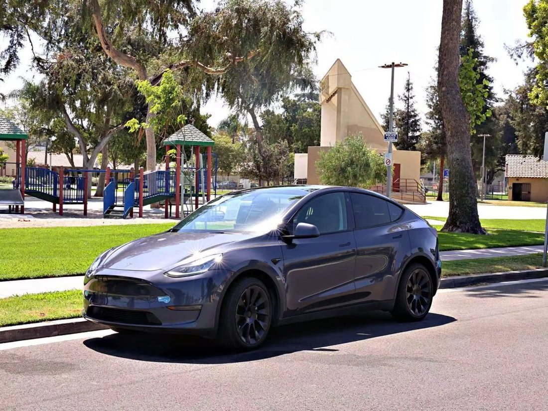 Suv in El Monte, CA, United States 1 - 18516535