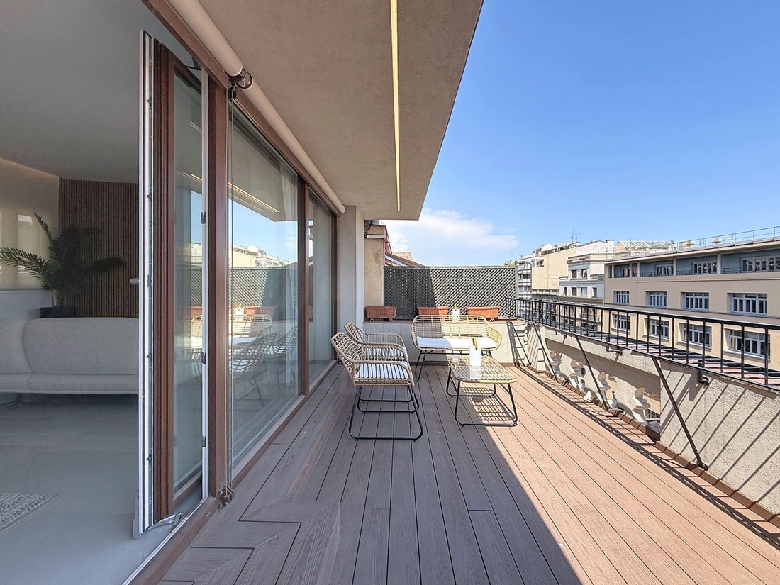 Penthouse in Eixample, Barcelona, Spain 3 - 18343342