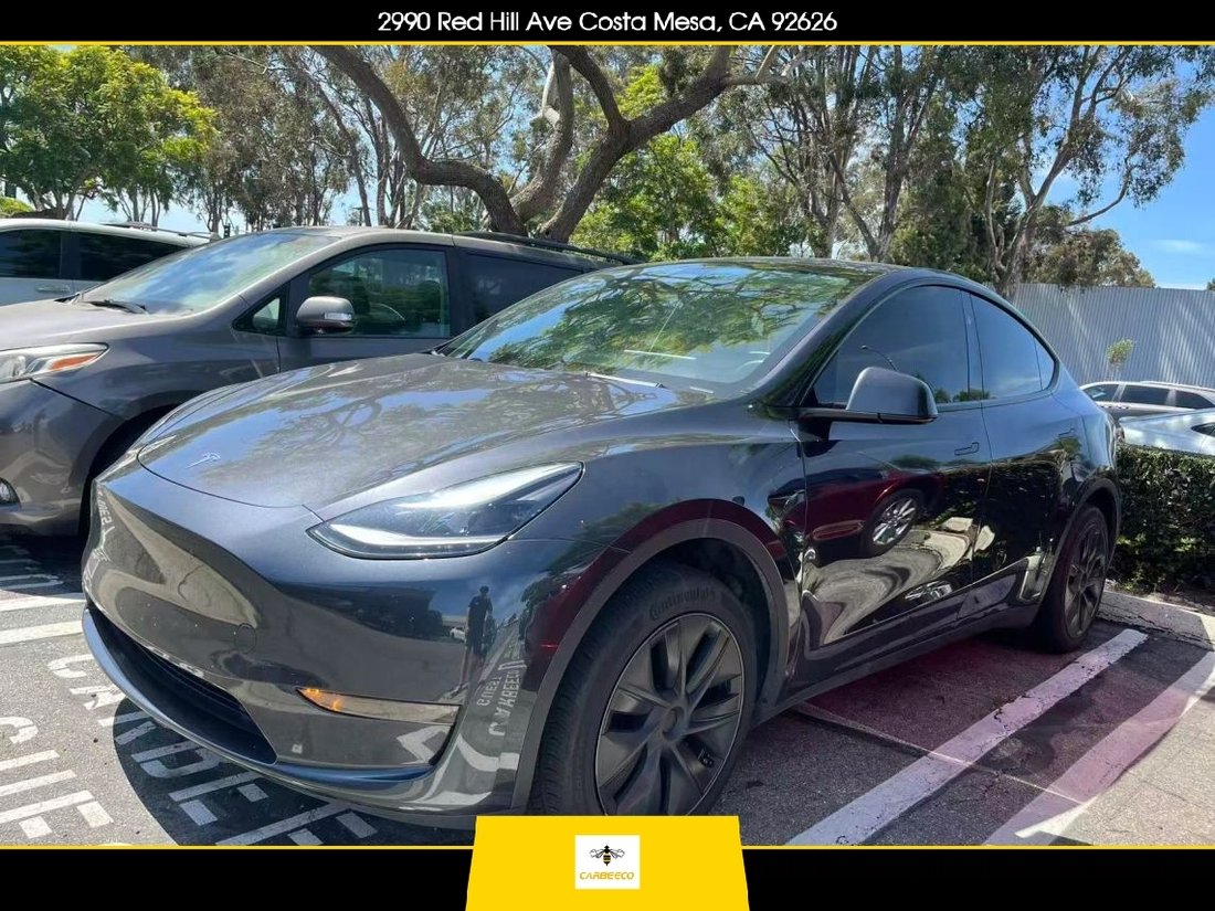 Suv in Costa Mesa, CA, United States 1 - 18516487