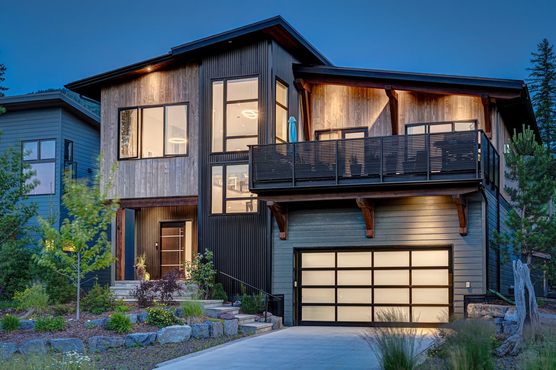 House in Fernie, British Columbia, Canada 1 - 18513350
