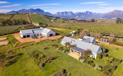 Farm Ranch in Stellenbosch Farms, Western Cape, South Africa 1