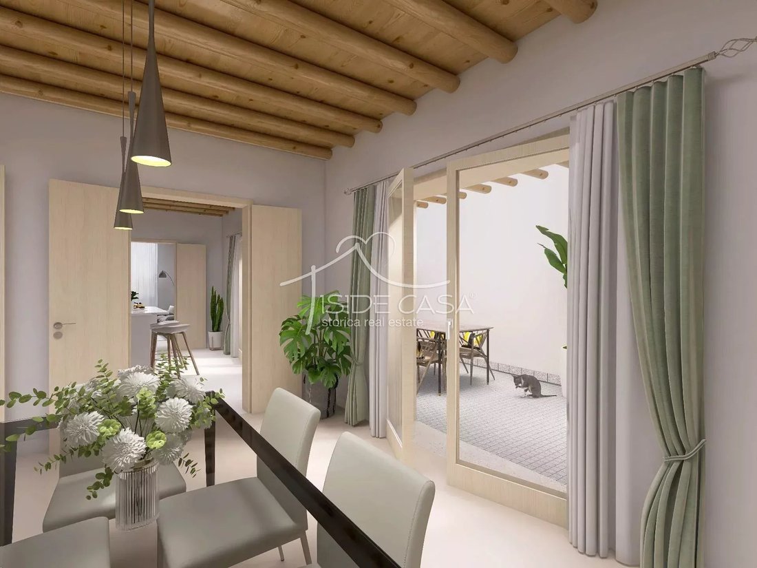 House in Historic Center, Mantua, Lombardy 2 - 18512952