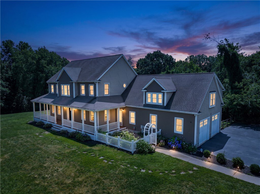 House in Cumberland, Rhode Island, United States 1 - 18514966