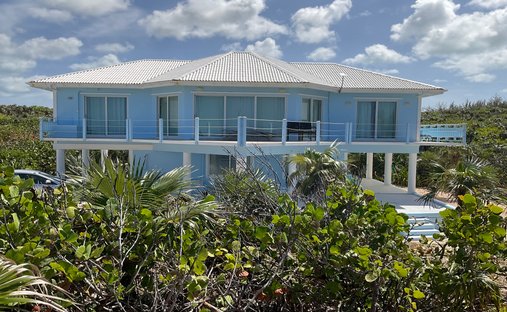 House in Dunmore Settlement, Long Island, The Bahamas 1