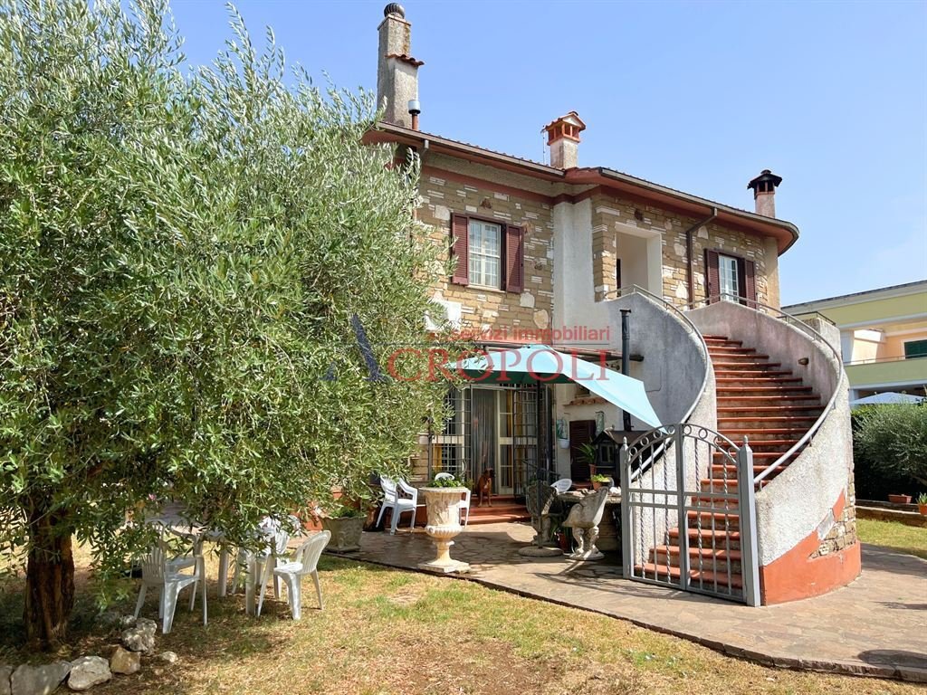 Villa in Giustiniana - La Storta - Olgiata, Rome, Lazio 1 - 18511178